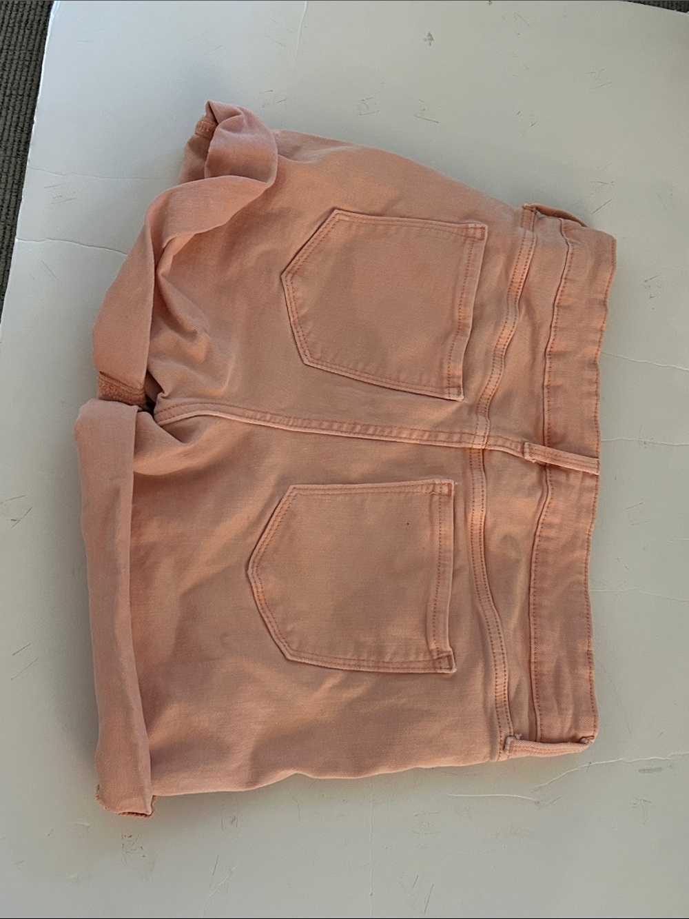 Old Navy Peach Rolled Hem Distressed Jean Shorts size 10 - Picture 6 of 10